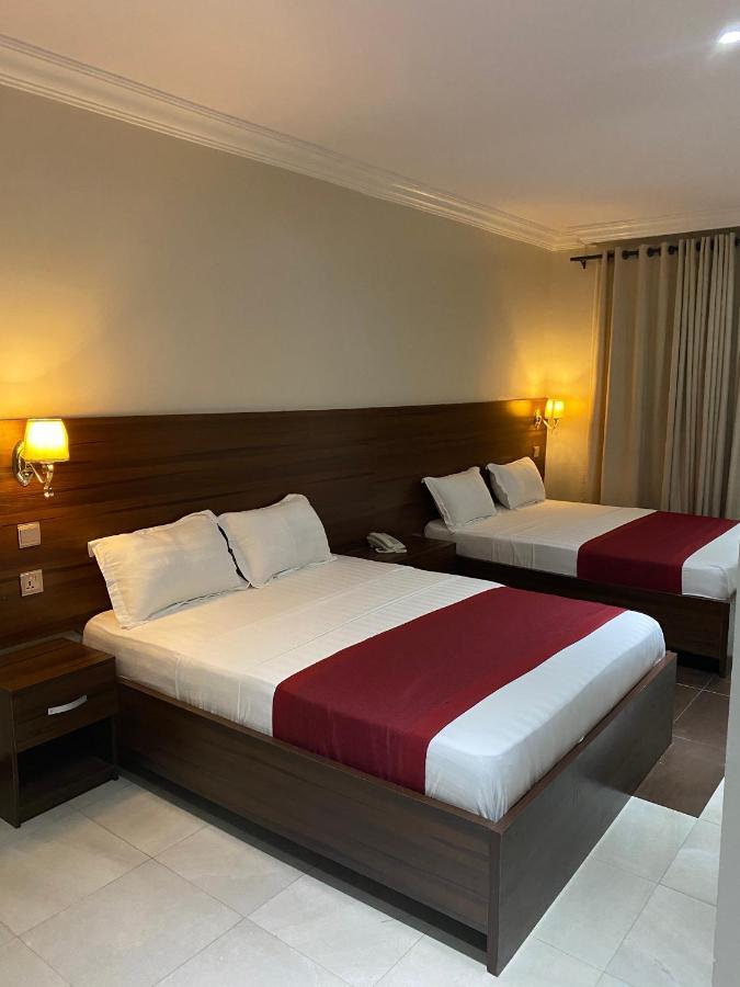 Posh Hotel And Suites Victoria Island Lagos Exteriör bild