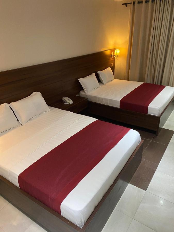 Posh Hotel And Suites Victoria Island Lagos Exteriör bild