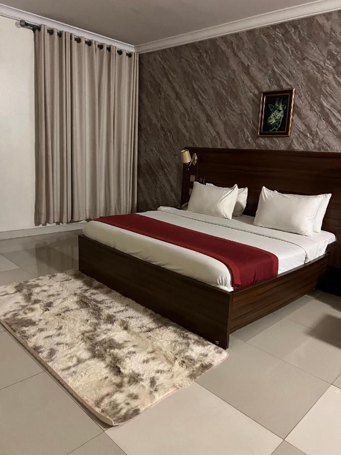 Posh Hotel And Suites Victoria Island Lagos Exteriör bild