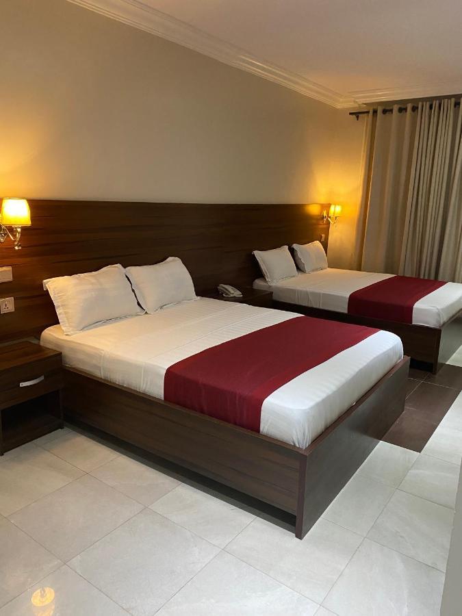 Posh Hotel And Suites Victoria Island Lagos Exteriör bild